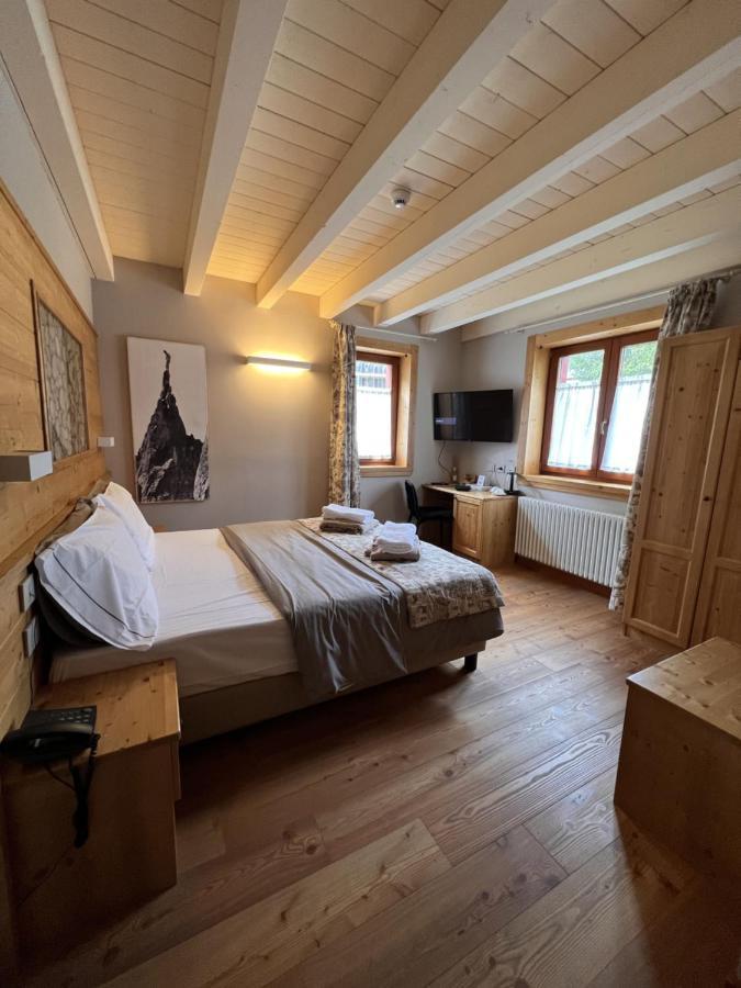 La Tana Dell'Orso Hotel & Spa Ponte Di Legno Exteriör bild