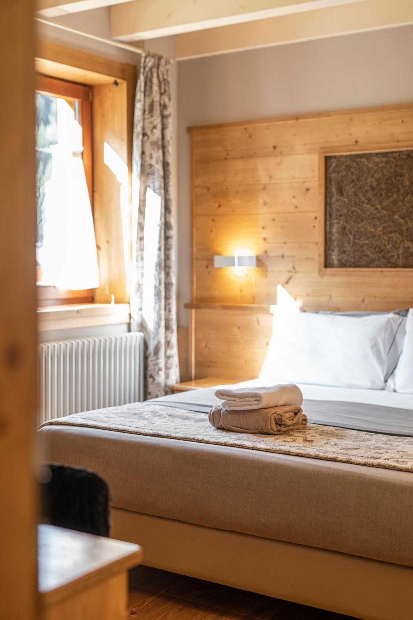 La Tana Dell'Orso Hotel & Spa Ponte Di Legno Exteriör bild