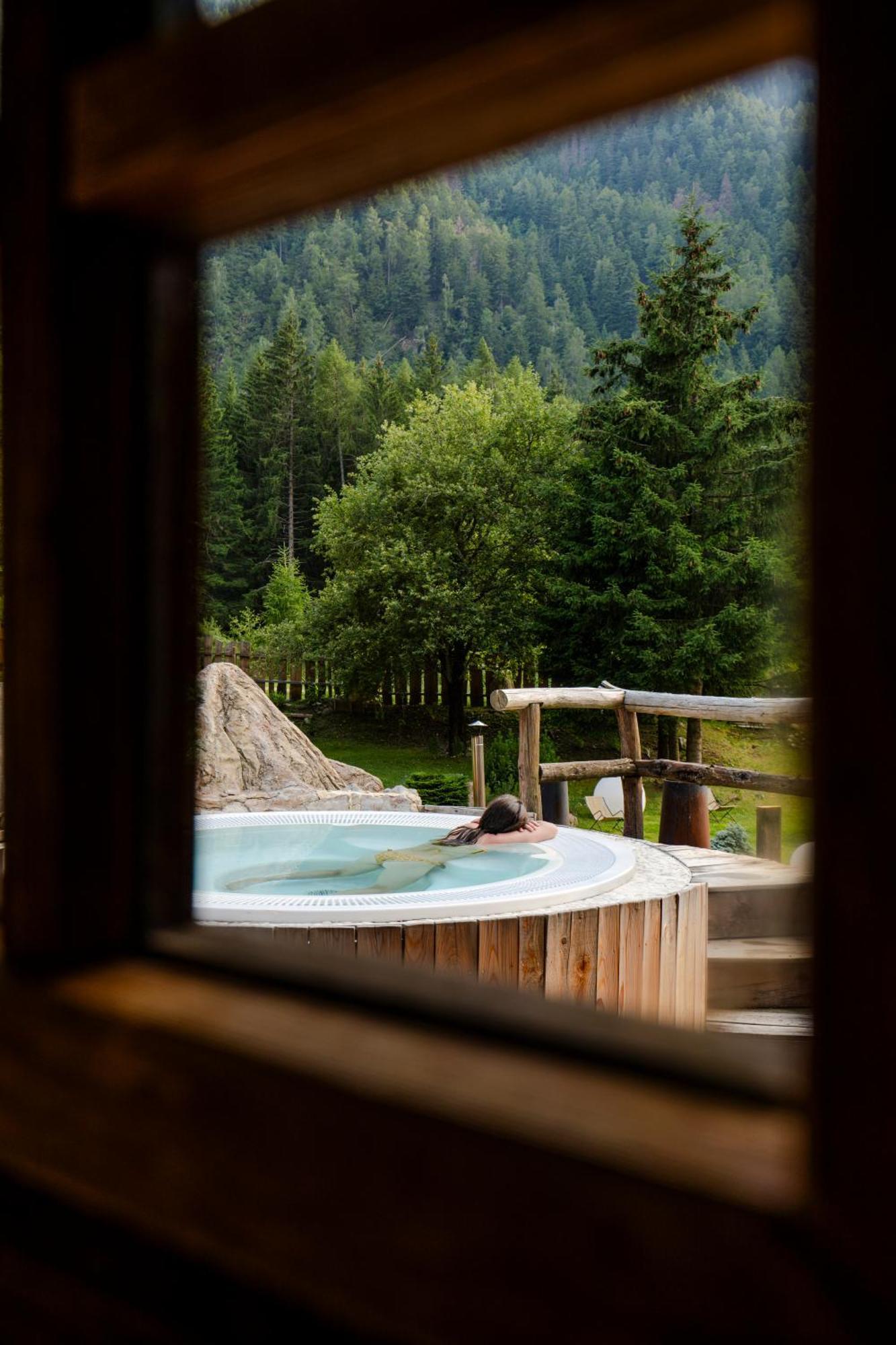La Tana Dell'Orso Hotel & Spa Ponte Di Legno Exteriör bild
